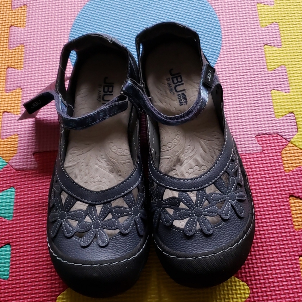 JBU SHOE